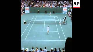 SYND 281173 CHRIS EVERT BEATS EVONNE GOOLAGONG IN THE WOMENS TENNIS FINAL [upl. by Fitton770]