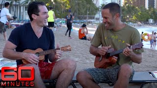 Jack Johnson teaches Aussie reporter how to play the ukulele  60 Minutes Australia [upl. by Alexandr241]