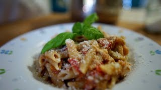 Ricetta Pasta con melanzane  Primo piatto veloce e gustoso [upl. by Lynd]