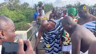 Performing rituals for Otumfuo Osei Tutu II at Pra River goes viral [upl. by Maxia87]