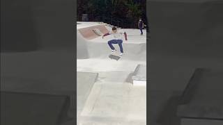 Frontside flip Process ™️ skate skateboarding chill skateboardingisfun [upl. by Adlev852]