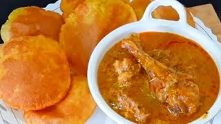 Malvani Chicken Curry with Vade lमालवणी चिकन आणि कोंबडी वडे [upl. by Lebanna]