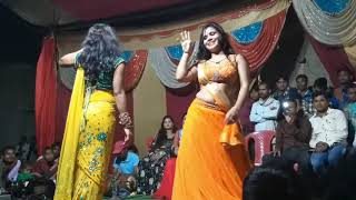 Bhojpuri Stage Dance  Hot Desi Dance  Chuwata Pani Thopethope re [upl. by Barbi813]