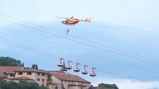 Dimanche 29 juin 2014  Isère Grenoble  le téléphérique de la Bastille à larrêt Film 13 [upl. by Iago431]