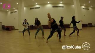 TUMBUM by Yemi Alade SALSATION® Choreography by SMT Roxana Rodriguez [upl. by Repinuj865]