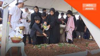 Jenazah Tan Sri Ibrahim Saad selamat disemadikan [upl. by Akcimehs]