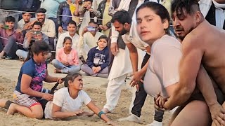 लड़कियों ने छोटी फाड़ दी girls kushti in India भारत की कुश्ती [upl. by Eugenia181]