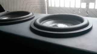 subwoofer Quake 1K 1000wrms 12 [upl. by Omiseno138]