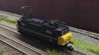 Minitrix 12894 DCC “NS 1100 Botsneus” [upl. by Cristin683]