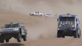 Rally Dakar 2010  Robby Gordon vs Vladimir Chagin [upl. by Ahtelahs134]