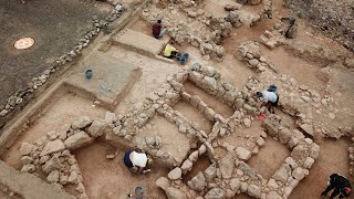 La colonización protohistórica del archipiélago canario investigación arqueológica en Lanzarote [upl. by Nylessej529]