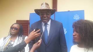 Le Maire SM Mbassi Bessala accueille le soutien de lAmbassade des USA pour les Jeunes de Monatélé [upl. by Ettennad902]