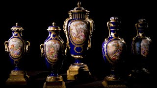 An exceptional garniture bought by Louis XV for sale [upl. by Jackie]