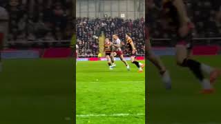 Lincroyable sauvetage de Ryan Brierley 💥 rugby sports [upl. by Eittocs]