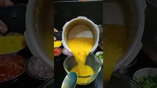 Samosa chaat aur chola chaat ll समोसा चाट इन हिंदी [upl. by Katina]