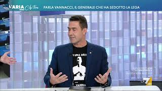 Metti una Decima il Generale Roberto Vannacci in camicia nera quotChe sia nera poco importa [upl. by Ferneau]