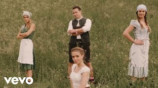 Andreas Gabalier  Bügel dein Dirndl gscheit auf Offizielles Video [upl. by Ainessej]