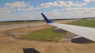 Breeze Airways Landing Richmond E195 [upl. by Hnamik467]