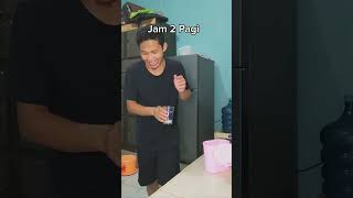 Di jam 2 pagi 😂😅 shortvideo funny comedy [upl. by Mildred935]