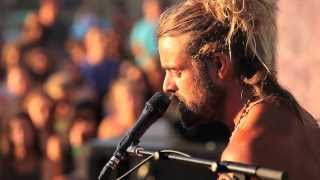 Xavier Rudd freestyles UNRELEASED SONG amp quotSolacequot  Dedication to Thora Grace  LIVE in Vancouver [upl. by Fatimah]