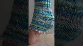 Die einfachste Ferse der Welt  Vorschau Spiral Socken Ferse stricken [upl. by Dloraj31]