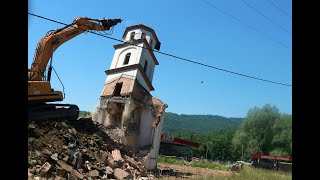 Umstrittene serbischorthodoxe Kirche nahe Srebrenica abgerissen  AFP [upl. by Oriana]