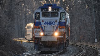 Marc Train Hornshows Bypassing Laurel Racetrack Station4K [upl. by Urissa]