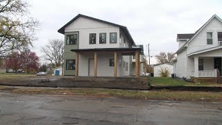 Cedar Rapids nonprofit builds ‘Net Zero’ homes [upl. by Laurene]