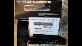 Обзор дешевого электрошокера фонарика 1101 Type Light Flashlight plus [upl. by Solley244]