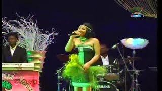 Hawi Tezera  LIVE Show Oromo Music [upl. by Narhem]