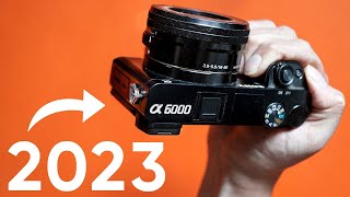 Sony A6000 es perfecta ¿Vale la pena comprarla en 2023 [upl. by Goodard630]