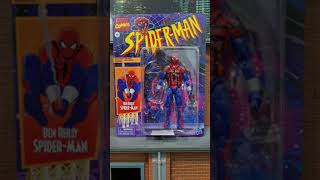 Marvel Legends Retro Wave Ben Reilly Spiderman amp how to open a Retro Marvel Legends packaging [upl. by Clo]