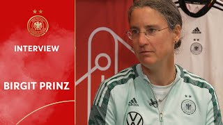 quotFür mich geht es um unsere Spielerinnenquot  Interview mit Sportpsychologin Birgit Prinz [upl. by Aratehs]