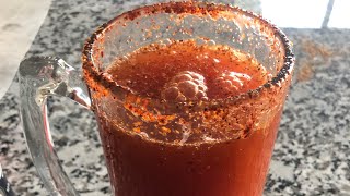 Michelada De Clamato La más Rica y Fácil de Preparar 🍺😋 Bebida Preparada Con Cerveza [upl. by Llenaj]