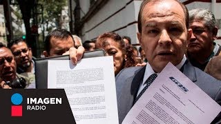 Empresario ofrece comprar avión presidencial a López Obrador [upl. by Molini]