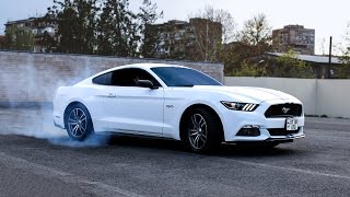 Ford Mustang GT making donuts [upl. by Spring]