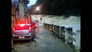 enchente na bahia 2022  enchente em itabuna bahia  PARECE TSUNAMI   ENCHENTE EM ITAPETINGA 2 [upl. by Emogene]