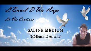 Sabine Médium Médiumnité en salle [upl. by Amber]