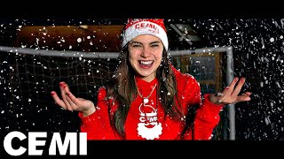 CEMI  Merry Christmas Officiële Videoclip Kerstlied [upl. by Comstock]