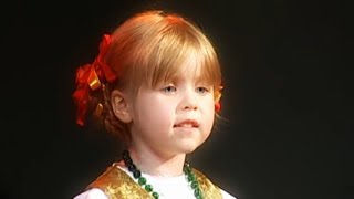 Vaikiška Advento liaudies dainelė  Lithuanian Childrens song  Darži oželis leliumoj [upl. by Haelak]