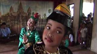 Danse au Cambodge [upl. by Pollard]