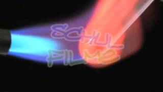 Exotherme chemische Reaktionen  Trailer Schulfilm Chemie [upl. by Aleirbag]