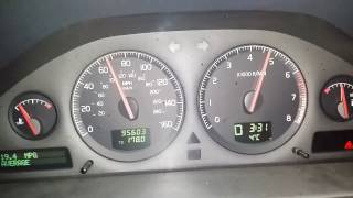 2001 Volvo V70 T5 Turbo 246bhp 0100kmh 062mph acceleration [upl. by Harvey795]