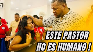 ESTE PASTOR NO ES HUMANO MIREN CÓMO LOS DEMONIOS LE OYEN PASTOR JUAN GABRIEL PEÑA video duet [upl. by Aneeled346]