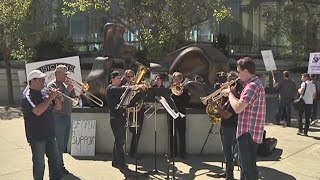 Over 100 San Francisco Symphony members go on strike [upl. by Ankeny930]