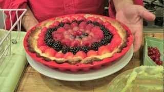 RICETTE DA SBALLO CROSTATA MORBIDA CON CREMA PASTICCERA E FRUTTI DI BOSCO [upl. by Htnamas700]