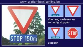 GRATIS RIJBEWIJS ONLINE 19 Rijbewijs B  KRUISPUNT  BORDEN VOORRANG [upl. by Dray665]