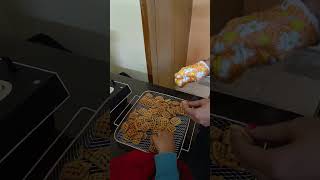 Healthy chips prepared in INALSA Air fryer Oven healthyfood youtubeshorts parenting [upl. by Julita458]