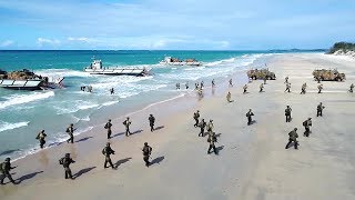 Australian Troops Conduct Beach Landing During Talisman Saber Joint Military Exercises [upl. by Haidabo]