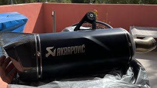 Comment enlever les chicanes akrapovic bmw 1250gs et 1200 gs [upl. by Meave]